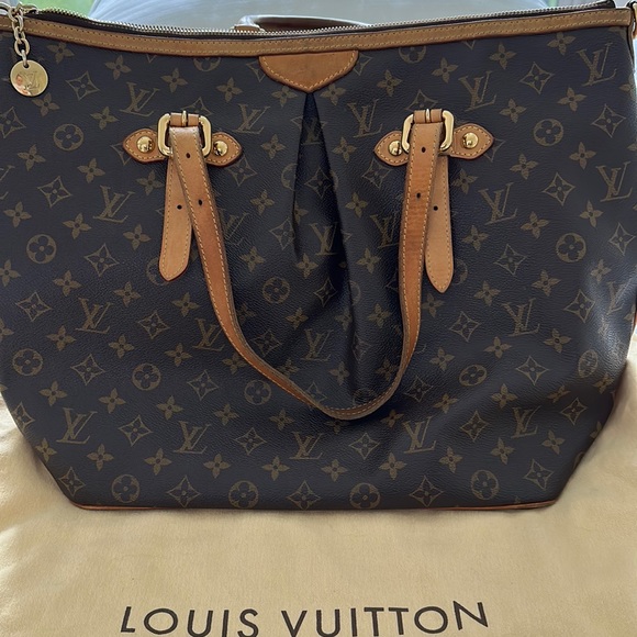 Louis Vuitton Palermo GM purse - Picture 2 of 16